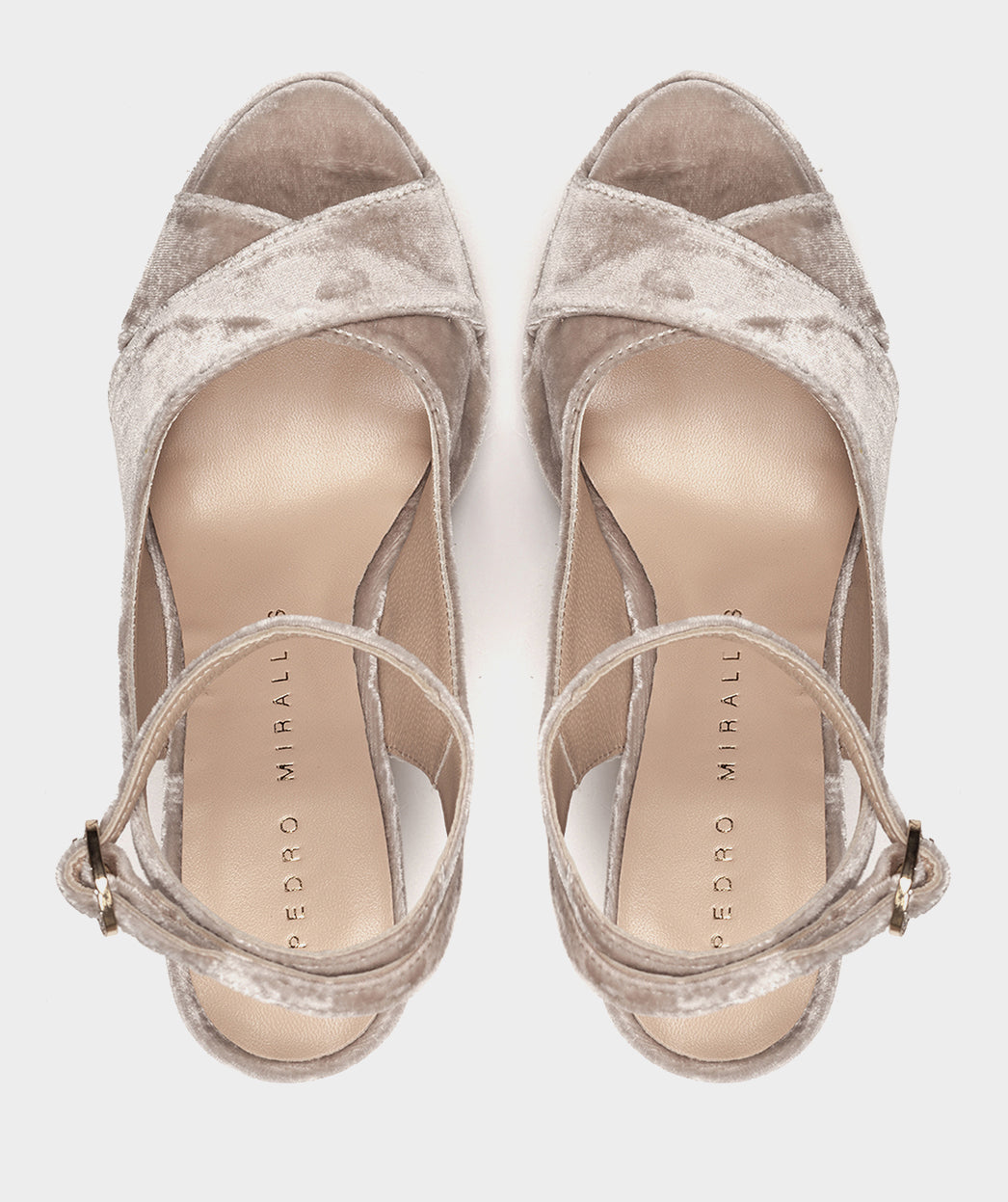 VELVET BEIGE