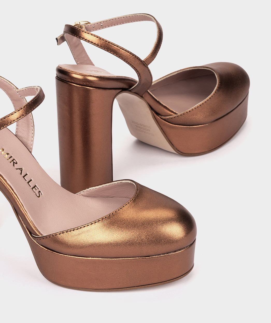 NAPA METAL BRONCE