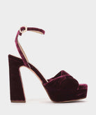 VELVET BURDEOS 520