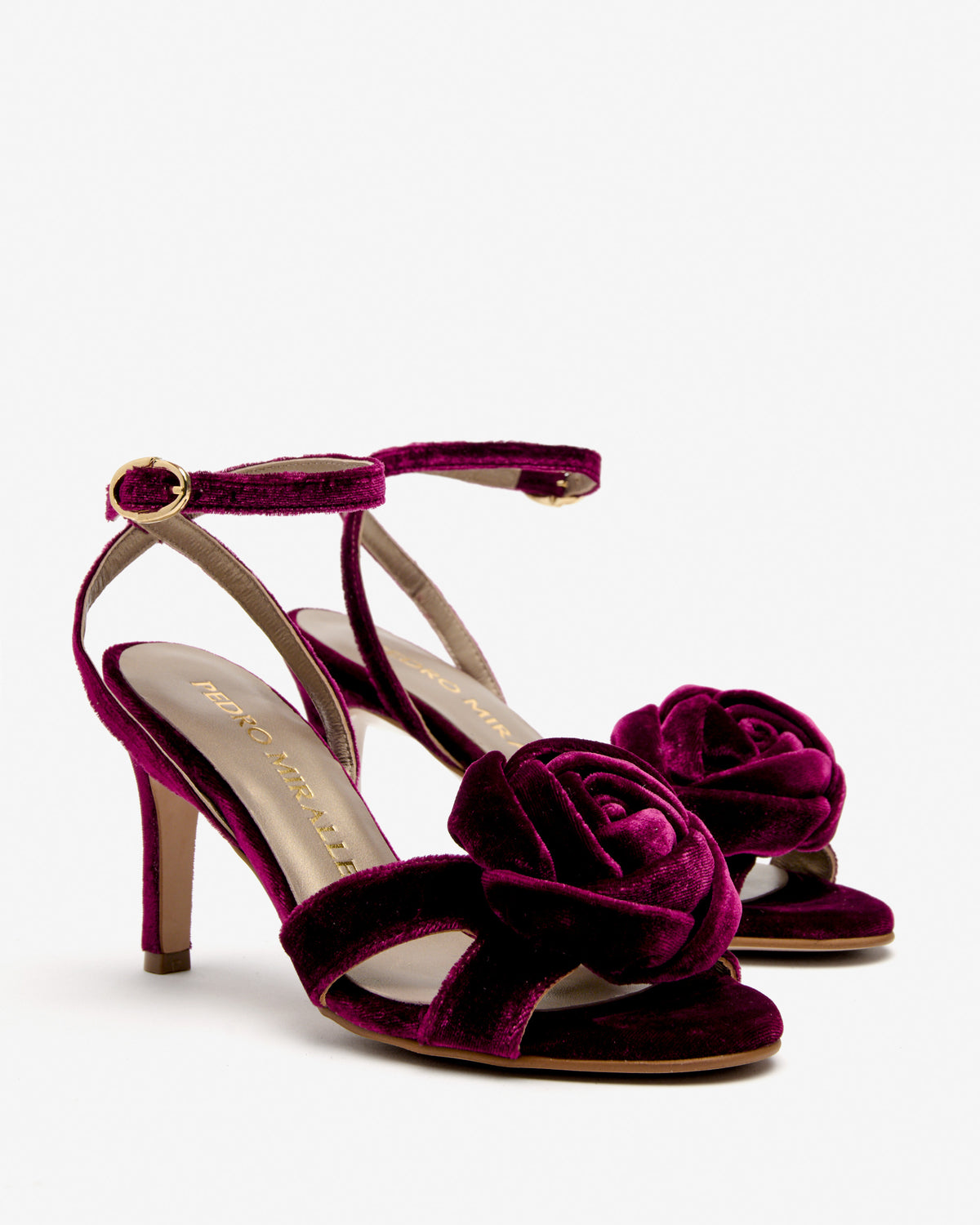 VELVET BURDEOS